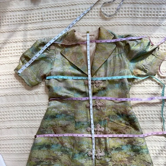 Original 1930s Chinese Silk Brocade House Coat Robe Dress Floral Frog Closures - Picture 9 of 17
